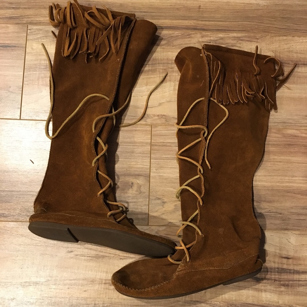 Minnetonka Moccasin Boots Festival Fringe Suede